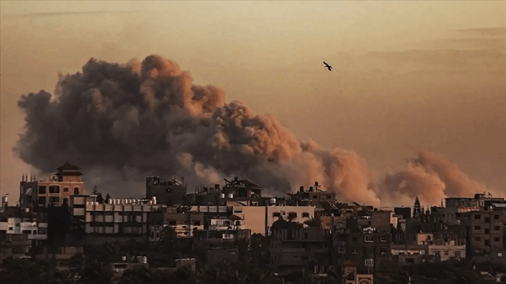 İsrail Yine Yemen'i Vurdu