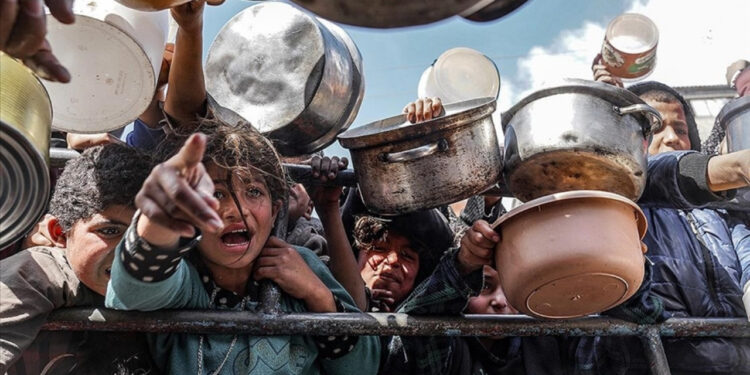 İsrail'in 'Kıtlık Silahı' 1 Bebeğin Daha Ölümüne Neden Oldu!