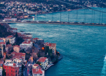 İstanbul'da üç ilçede denize girmek yasaklandı