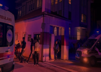 İzmir’de Kan Donduran 'Anne' Dehşeti! Bir Çocuk Öldü Birinin Durumu Ağır