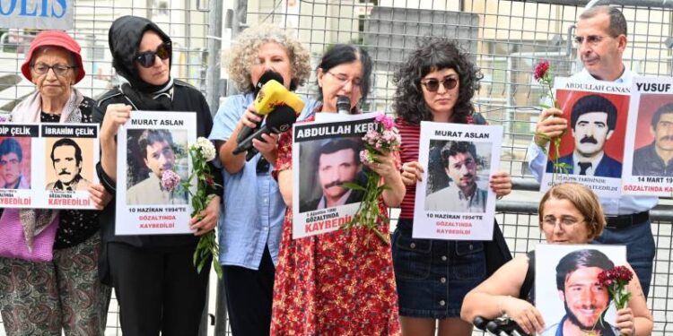 Kaçırıldıktan sonra kemikleri bulunan Murat Aslan için adalet çağrısı