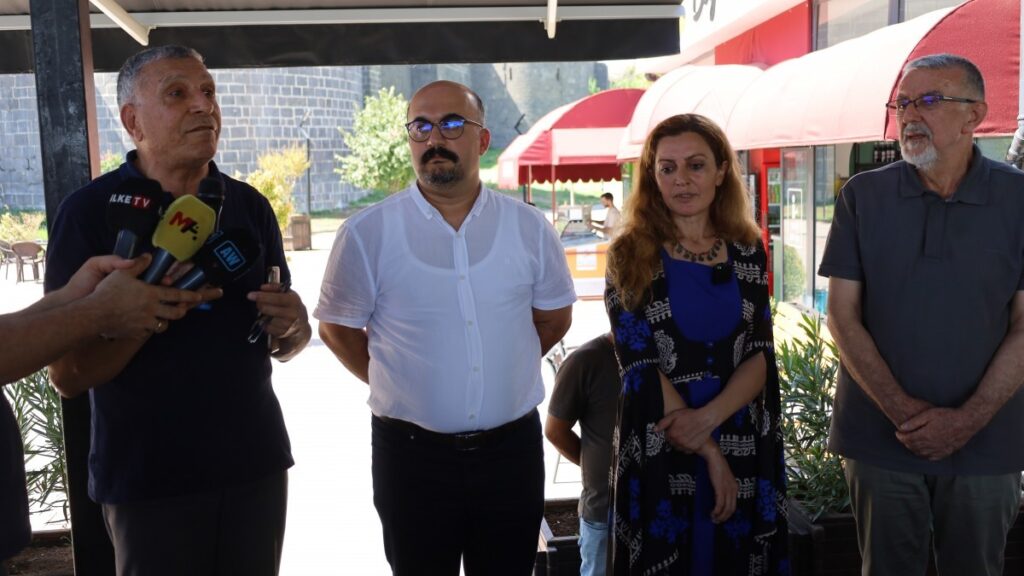 Kürt yazarlar buluşmasında 'birlik' mesajı