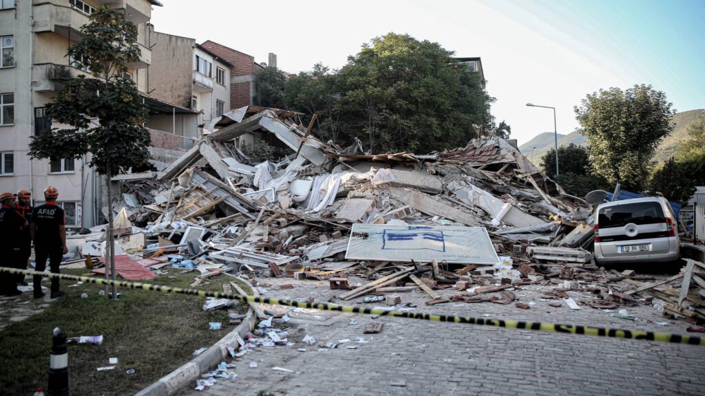 "Pide salonu zamanında kolon kesildiği söyleniyor"