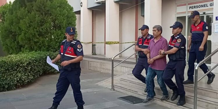 Polis memuru, eşi Burcu'yu evin satışına karşı çıktığı için katletmiş!