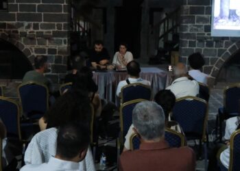 Rojhılatlı fotoğrafçı Alipoor Amed’de