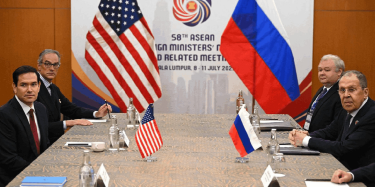 Rus ve ABD Dışişleri Bakanlarından Kritik Görüşme
