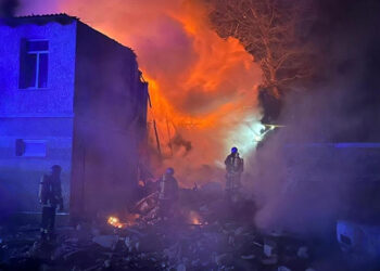 Rusya'dan Ukrayna'ya Saldırı! Odesa Yanıyor