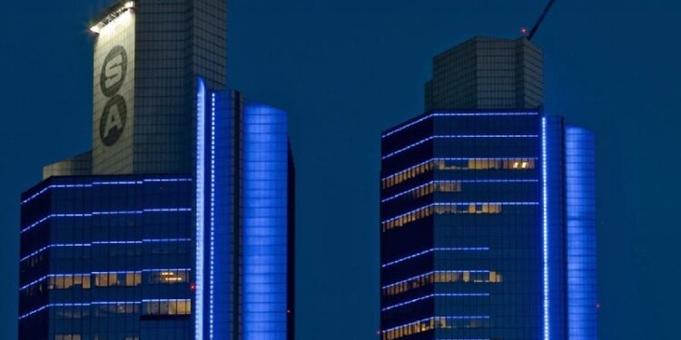 Sabancı Holding'in ilk 6 aydaki kombine satış geliri 714,1 milyar liraya ulaştı