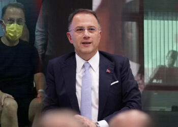 Sağlık Durumu Merak Ediliyordu! Mehmet Murat Çalık 'Hayatımda Yeni Bir Aşama' Diyerek Cezaevinden Açıkladı