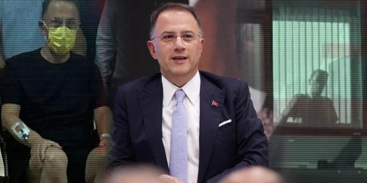Sağlık Durumu Merak Ediliyordu! Mehmet Murat Çalık 'Hayatımda Yeni Bir Aşama' Diyerek Cezaevinden Açıkladı