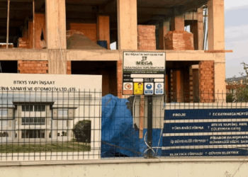 Sakarya'da İş Cinayeti: 3. Kattan Düşen İşçi Hayatını Kaybetti