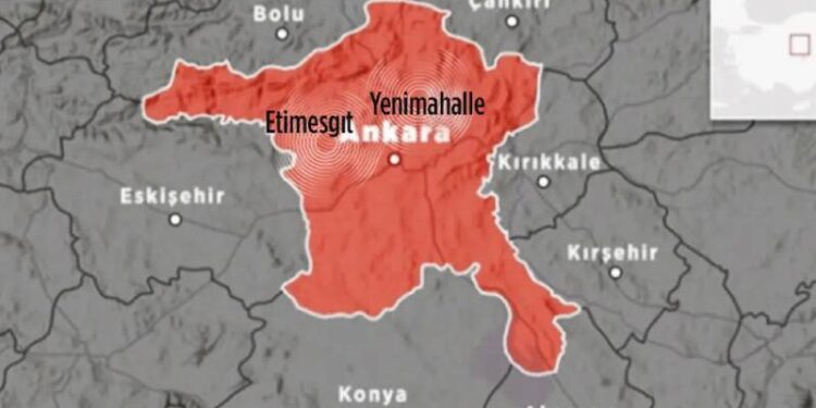 Sarsıntı çevre illerde de hissedildi