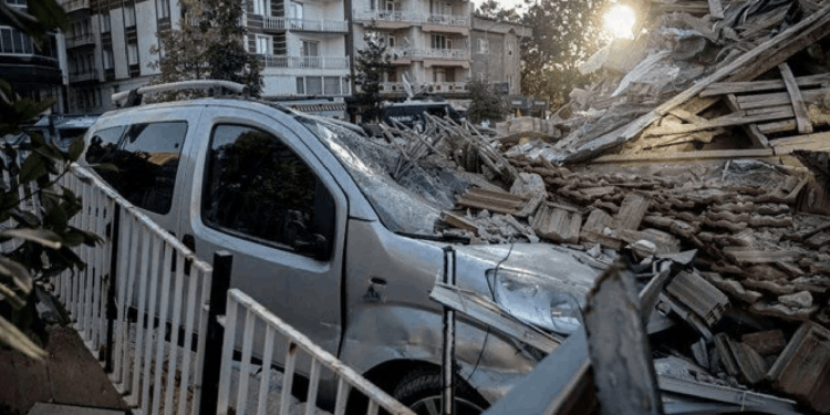 Sındırgı Depreminde Yıkılan Binanın Sahibi Tutuklandı
