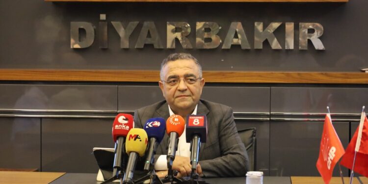 Tanrıkulu'dan Meclis'e: Demokratik siyaseti güvence altına alın