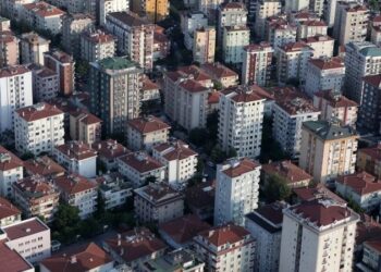 Temmuzda konut satışları zirvede; orta gelirli kredi bulmakta zorlanıyor!