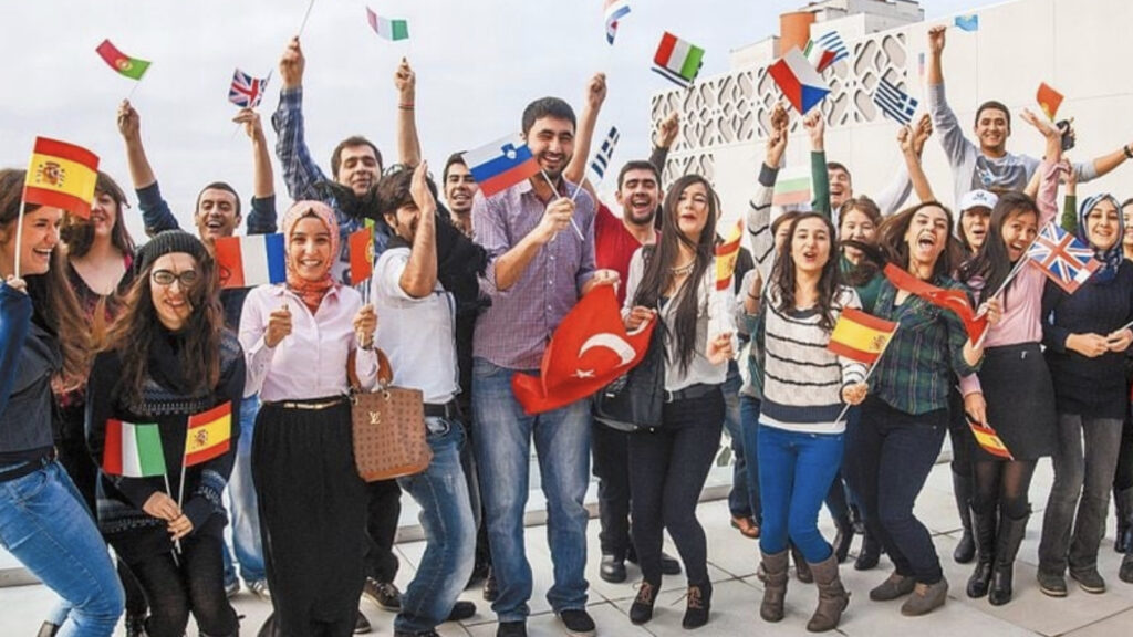 Türkiye'nin eğitim hizmetleri ihracatı geçen yıl itibarıyla 2,9 milyar dolara ulaştı