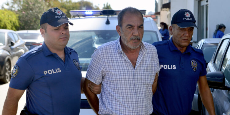 Yaya geçidine dönerken motosiklet sürücüsünün ölümüne neden olan taksici: Düz gidecektim, panikledim