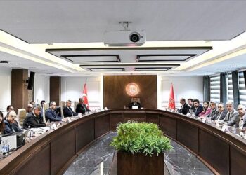 Yeni teklifin ardından Memur Sen, Hakem Kurulu’ndan çekildi