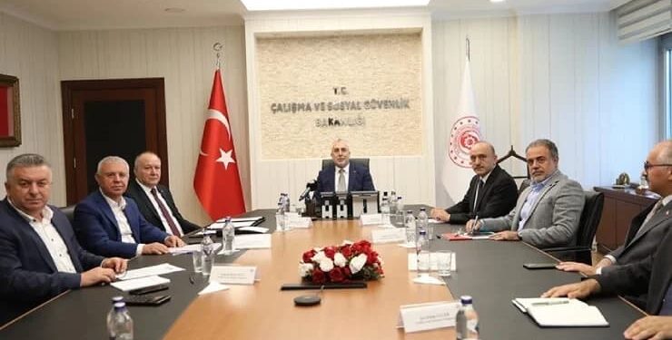 Kamuda toplu iş sözleşmesi bugün imzalanacak