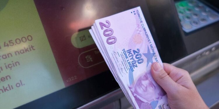 ATM’lerden yapılan para yatırma işlemlerinde limitler düşürüldü