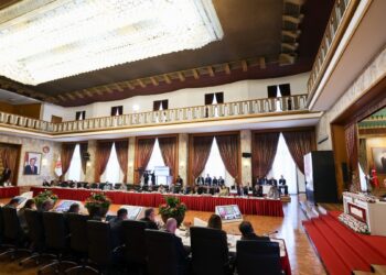 İş İnsanları Meclis komisyonunda: Barış olursa yatırım yüzde 50 artar