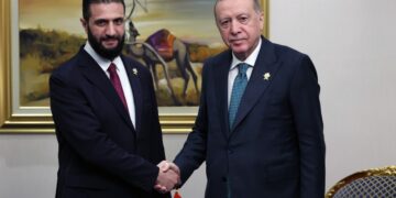Erdoğan Şara ile Katar’da bir araya geldi