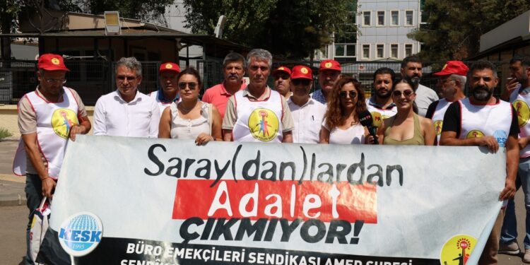 Emekçilerden memur zammına tepki