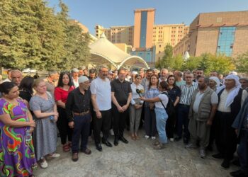 DBP ile DEM Parti’den ırkçı saldırıya uğrayan işçiye ziyaret