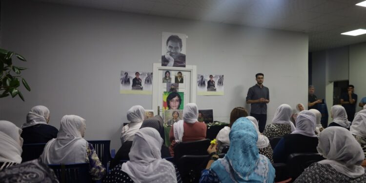 Çatışmalarda yaşamını yitirenler için Amed ve Wan’da anma