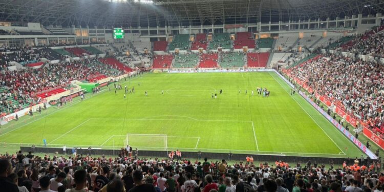 Amedspor sahasında galip geldi