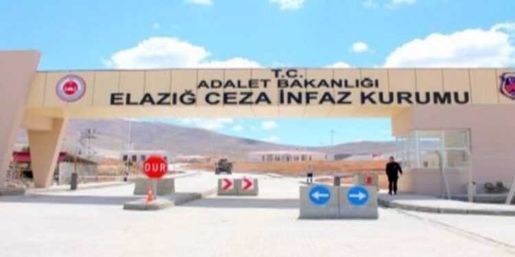 30 yıllık tutsağın, kardeşinin cenazesine katılma talebine ret