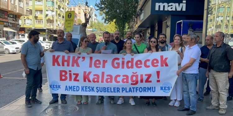 Amed’de KHK eylemi 139’uncu haftasında: İhraçlar görevlerine iade edilsin