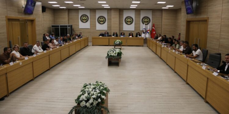 Amed’te ‘Kentin sorunları ve çözüm önerileri’ toplantısı