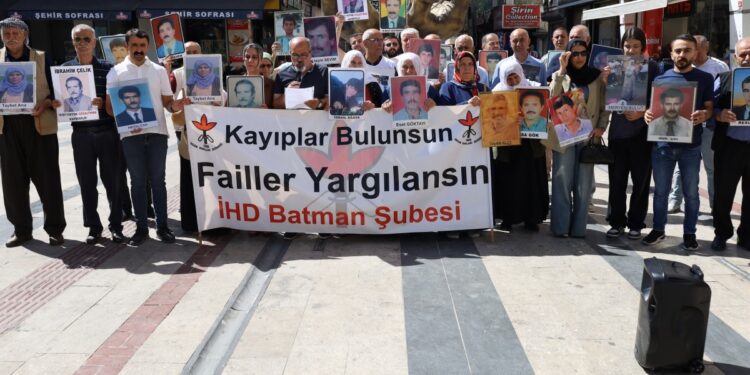 Kayıp yakınları: Komisyon kurup, failleri ortaya çıkarın