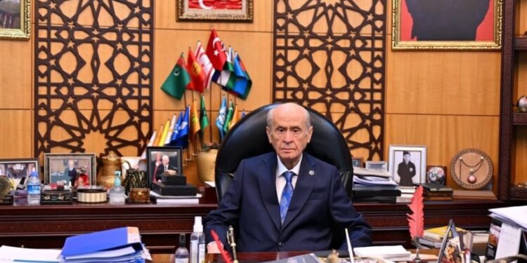 Bahçeli: Barışı uçurabilmek için ikinci kanadının da olması gerekiyor