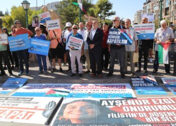 Filistin ile Dayanışma Platformu: SUMUD filosunu koruyun