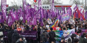 UN Women raporu: Dünya kadın haklarında alarm veriyor