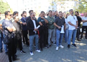 İşten çıkarılan ETİ işçilerinden sendikaya tepki