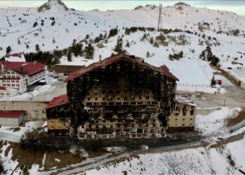 78 kişinin yaşamını yitirdiği otel yangını davası başladı