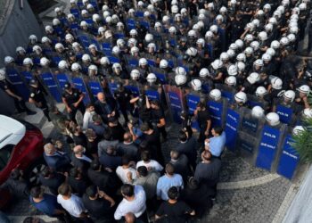 DEM Parti heyetinden CHP’ye dayanışma ziyareti