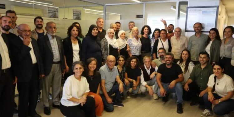 Katledilen gazetecilerin ailelerinden Yeni Yaşam’a ziyaret: Başaracağız