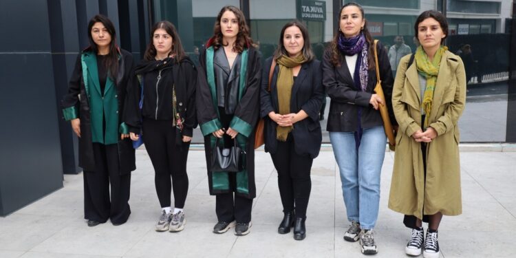 İstismar failinin yargılandığı davada taleplere reddedildi