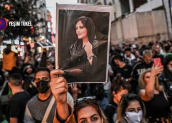 ‘Jin, jiyan, azadî’ direnişi sonrası İran: Kadınlar beklemiyor, inşa ediyor