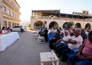 Yerlerine kayyım atanan meclis üyelerinden ikinci toplantı
