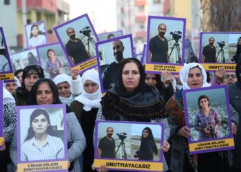 Katledilen gazeteciler için ‘Şehîd’ sloganını atan yurttaşa hapis cezası