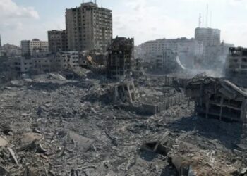 Gazze’de 17 kişi katledildi