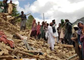 Afganistan’da deprem: En az 250 kişi yaşamını yitirdi