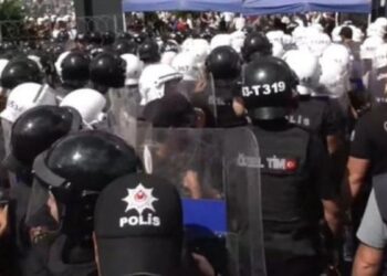 CHP İstanbul İl Başkanlığı’nda 10 gözaltı
