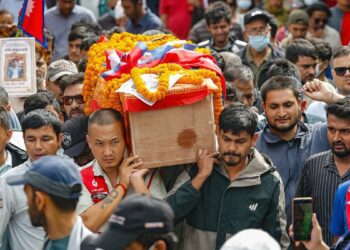 Geçici hükümet Nepal’de ulusal yas ilan etti