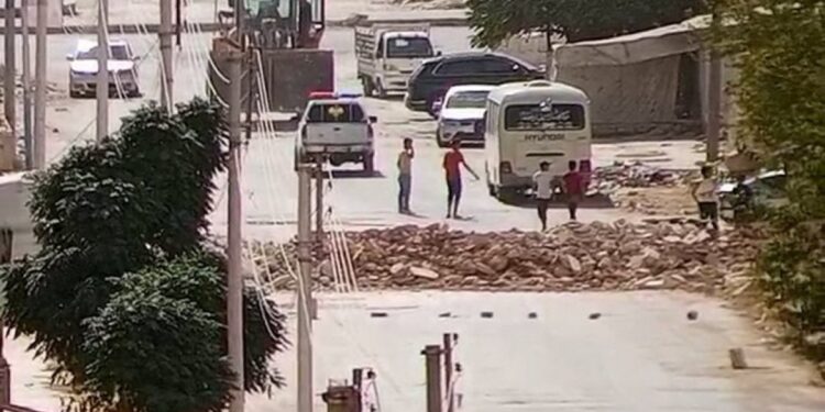 Suriye Geçiş Hükümeti askeri noktalarını artırıyor